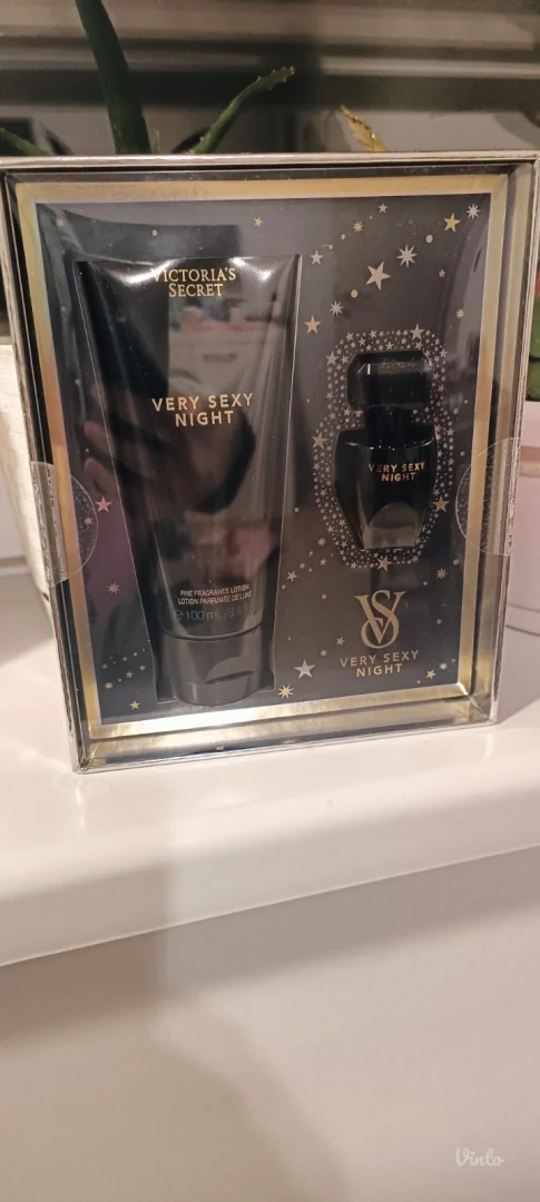 NOVO Victoria's Secret set parfem & losion