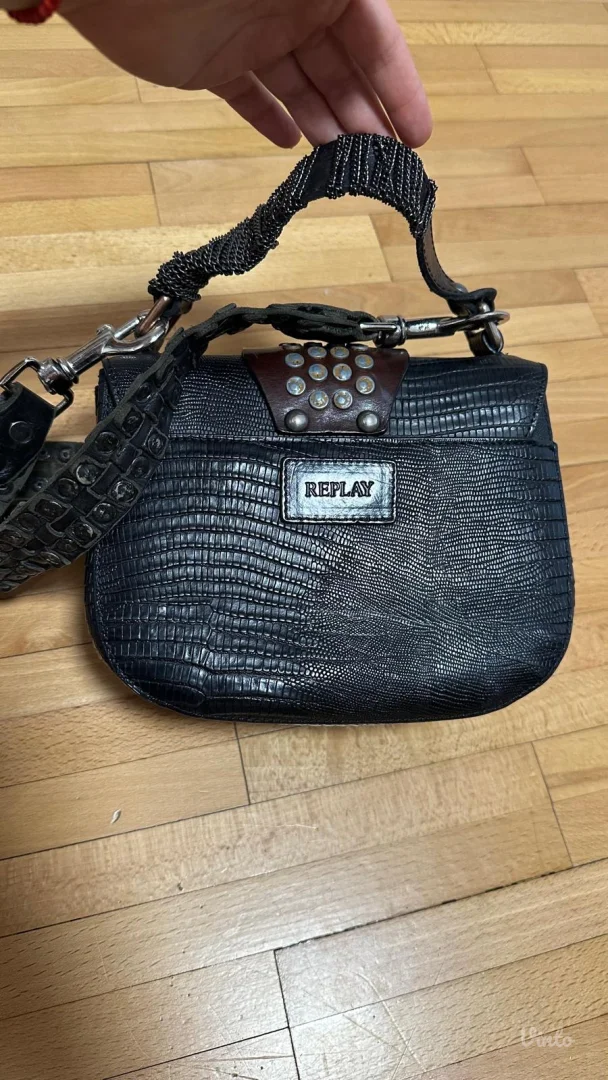 Neobična REPLAY torbica (original)