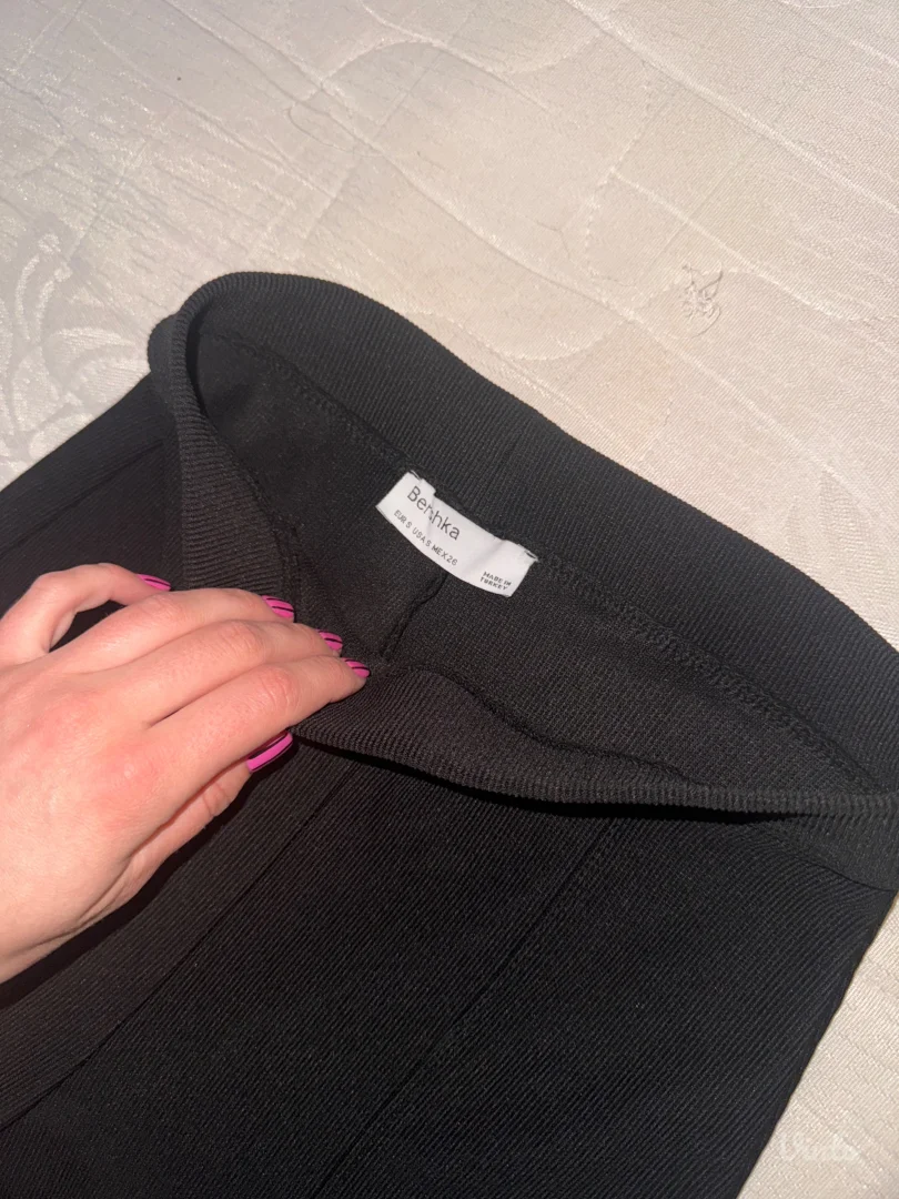 crne BERSHKA zvoncare - S