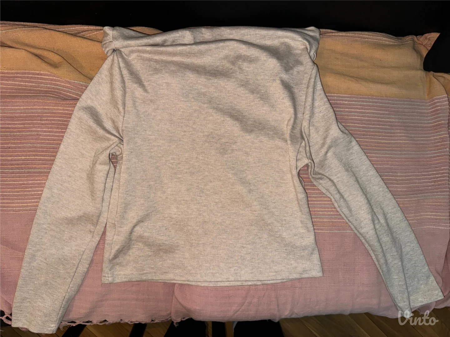 Bluza na gola ramena UNI