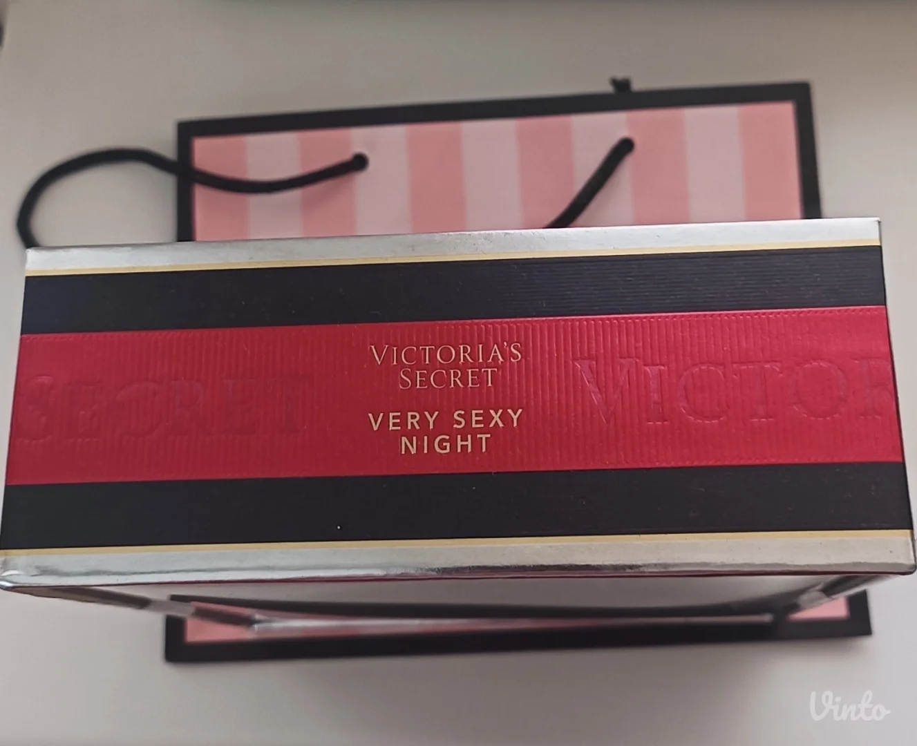 NOVO Victoria's Secret set parfem & losion