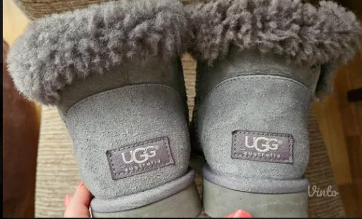 sive UGG čizme {original}