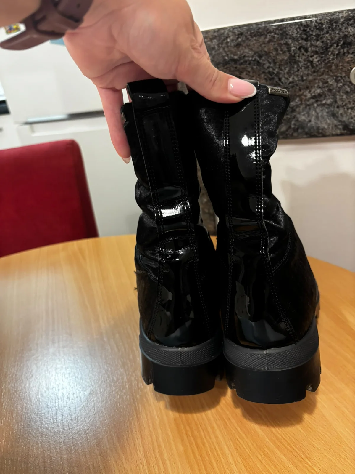 Gore-tex čizmice nepromočive - 38br