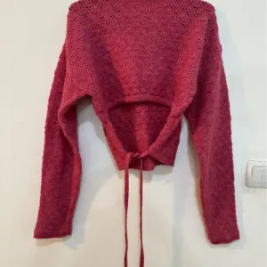 ZARA neobičan džemper