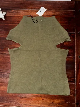 nova H&M bluzica sa etiketom - M