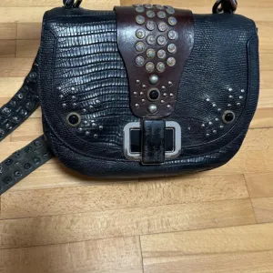 Neobična REPLAY torbica (original)