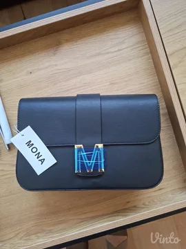 nova MONA torba sa etiketom