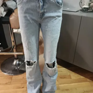 zvonaste ZARA farmerke - 36