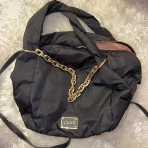 savršena LIU JO torba