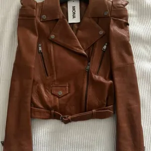 kožna nova Mona jakna