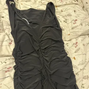 Elegantna ZARA haljina