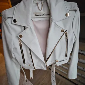 unikatna Andrijana Jovanović jakna