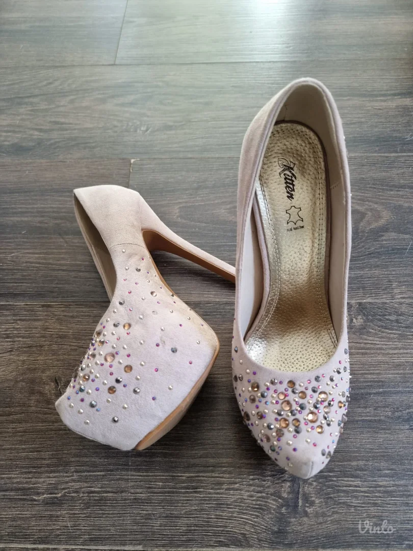 Kožne krem štikle - 39