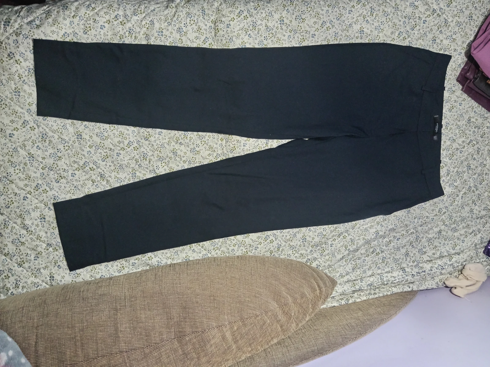 Mango teget pantalone