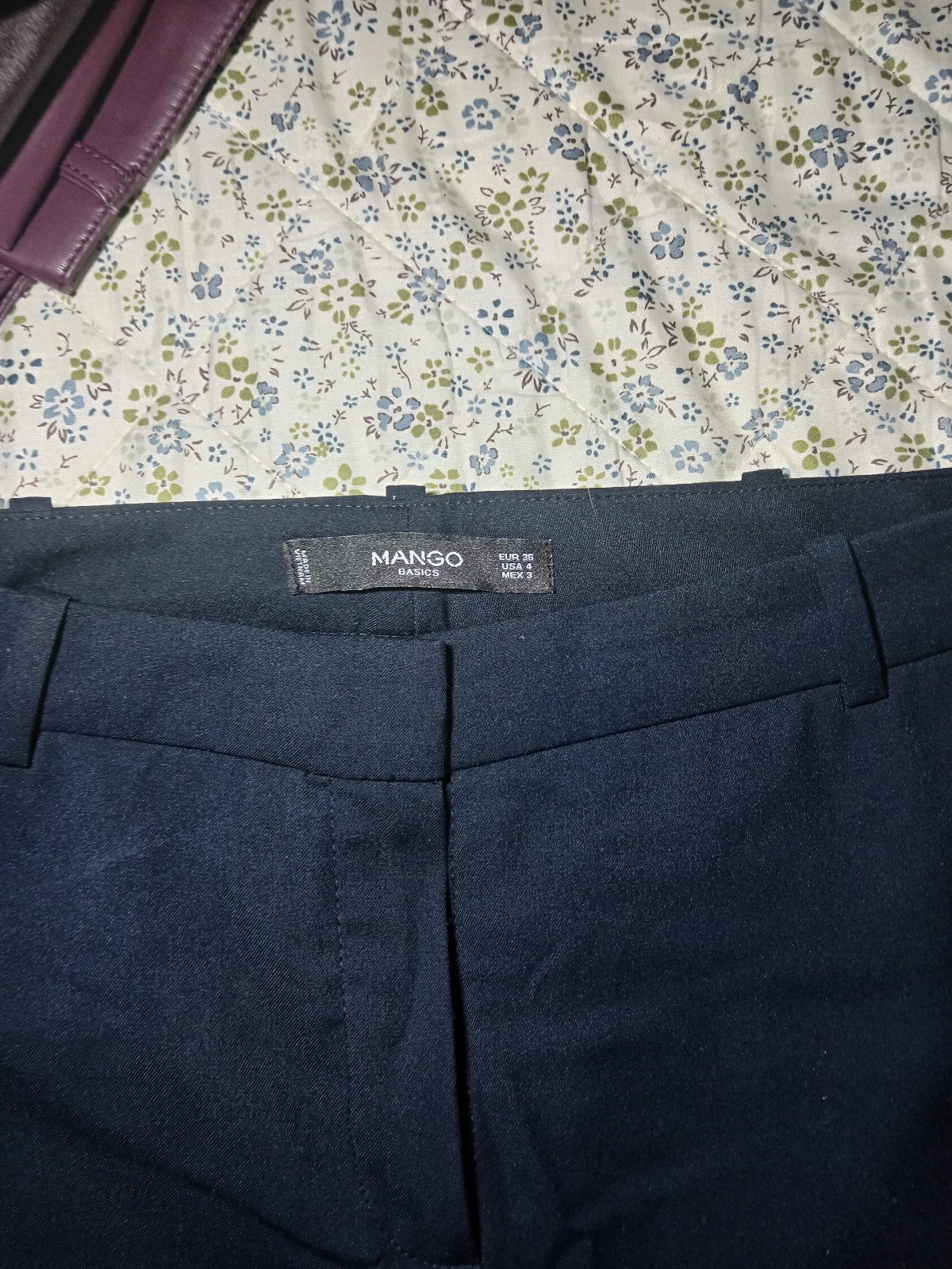 Mango teget pantalone