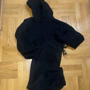 Komplet trenerka uni