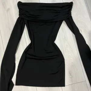 Enigma Dynasty haljina