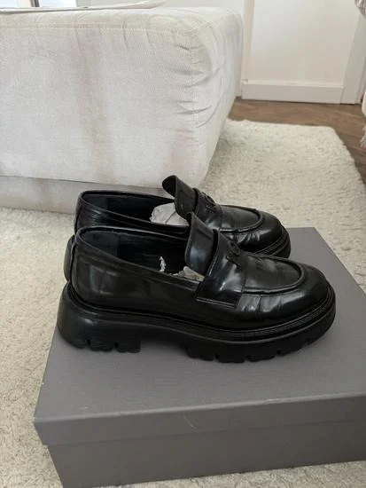 Loie loafers mokasine