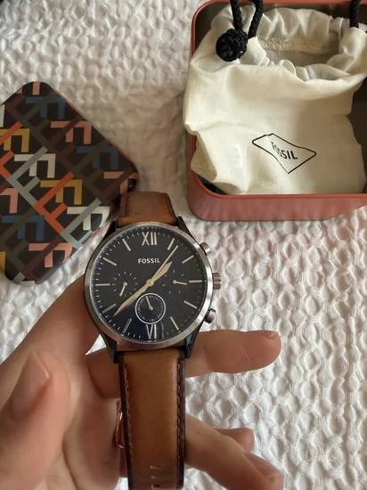 Fosil muski sat sa koznom narukvicom