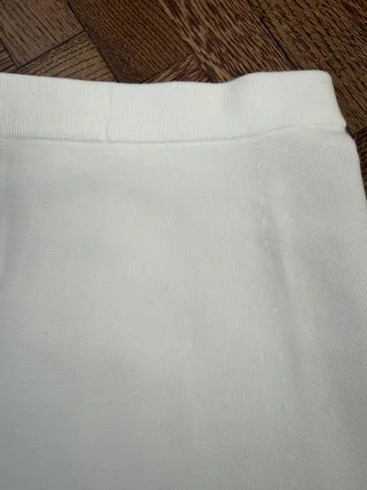 Uniqlo bela pletena midi suknja XS