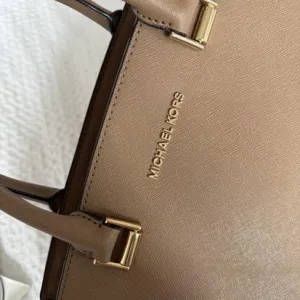 Michael kors selma safiano torba