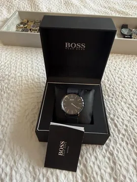 Hugo Boss muski sat ORIGINAL crni - potpuno nov