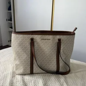 Michael kors tote velika original monogram