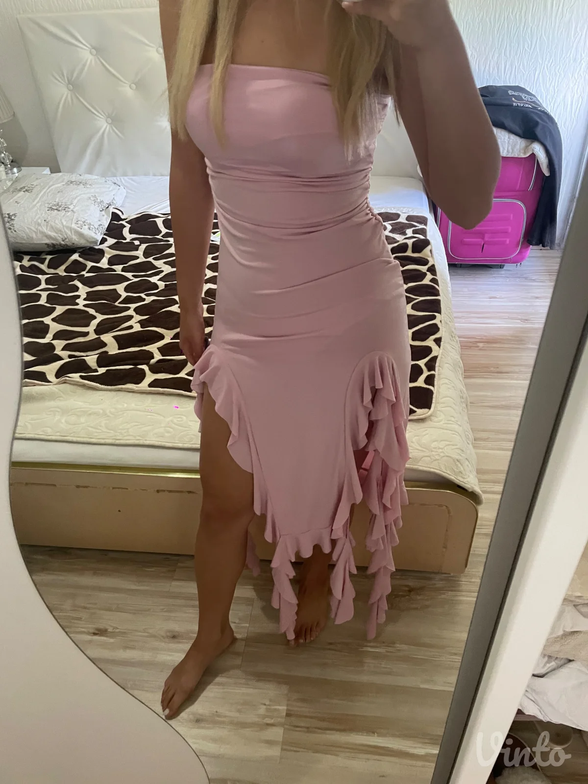 Roze haljina