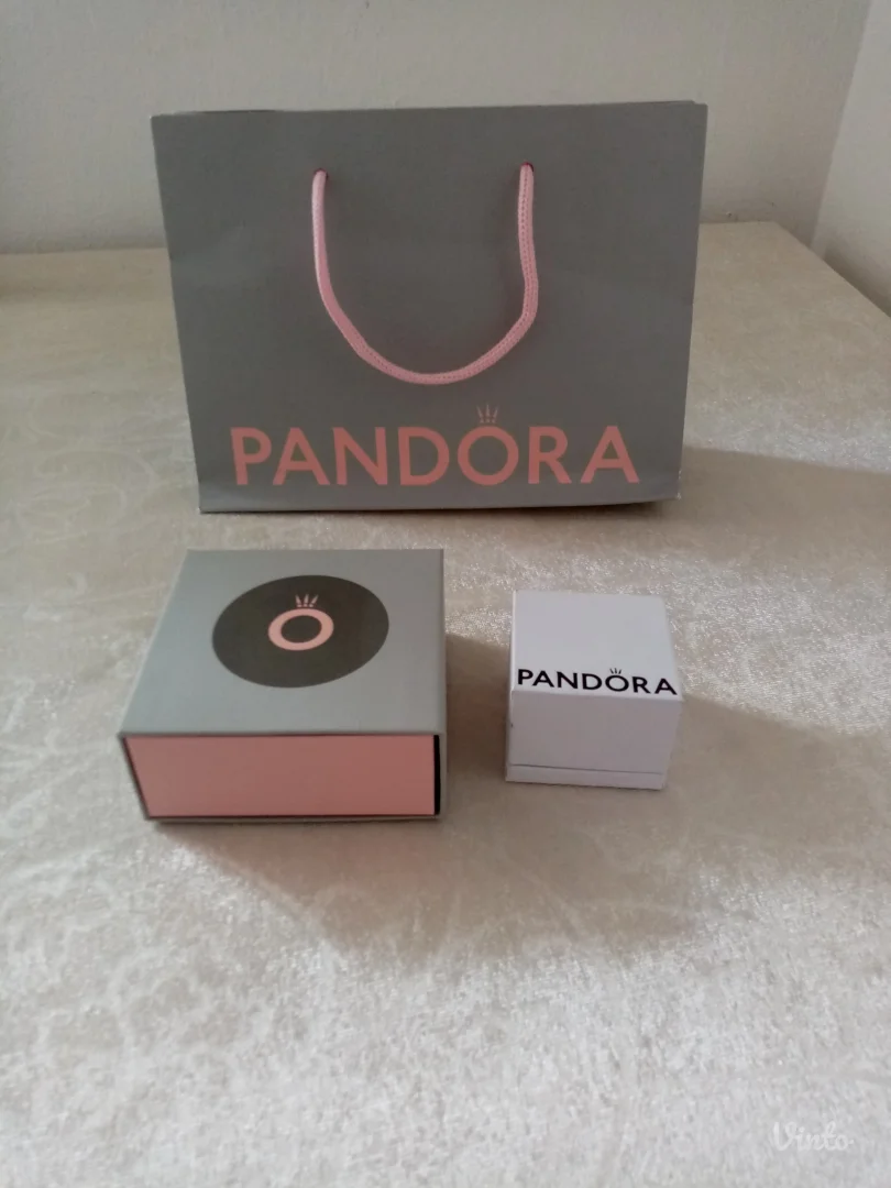 Pandora narukvica