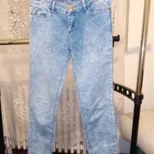 Stradivarius farmerice