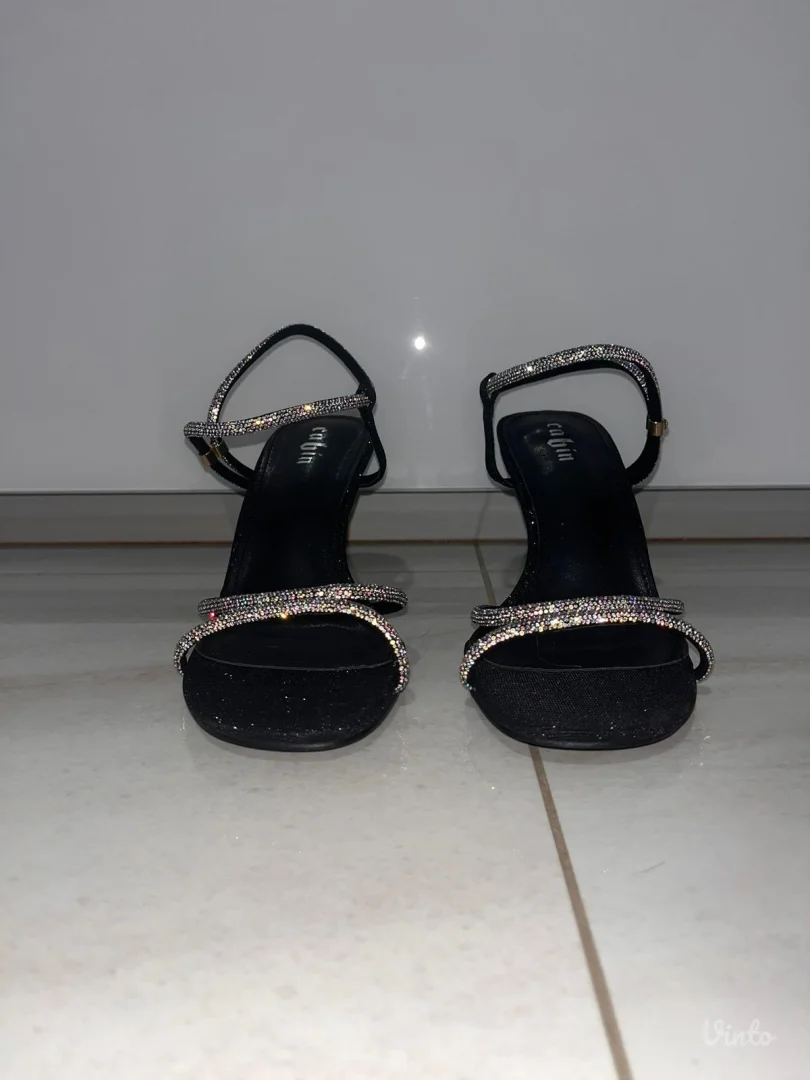 Sandale štikle 38 veličina