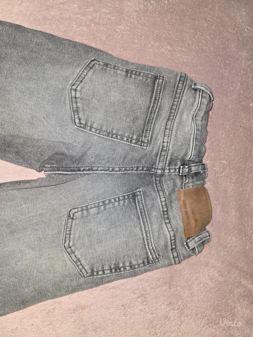 Zara - farmerke za dečeke