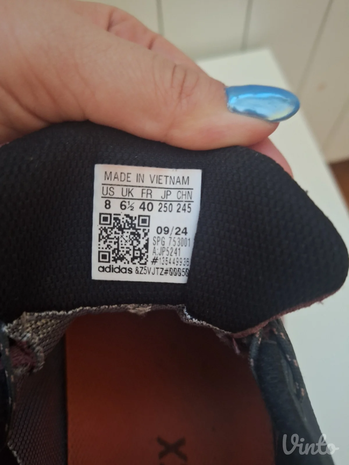 Adidas gore-tex cipele