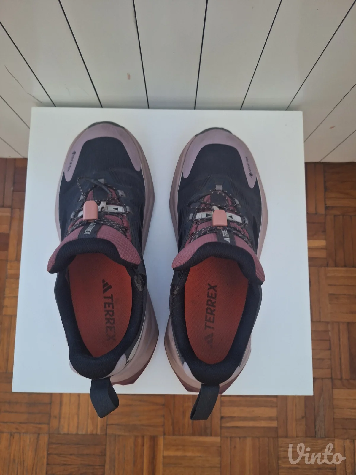 Adidas gore-tex cipele