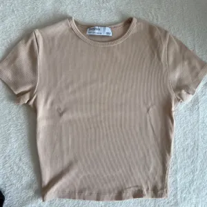 Bershka - bež top