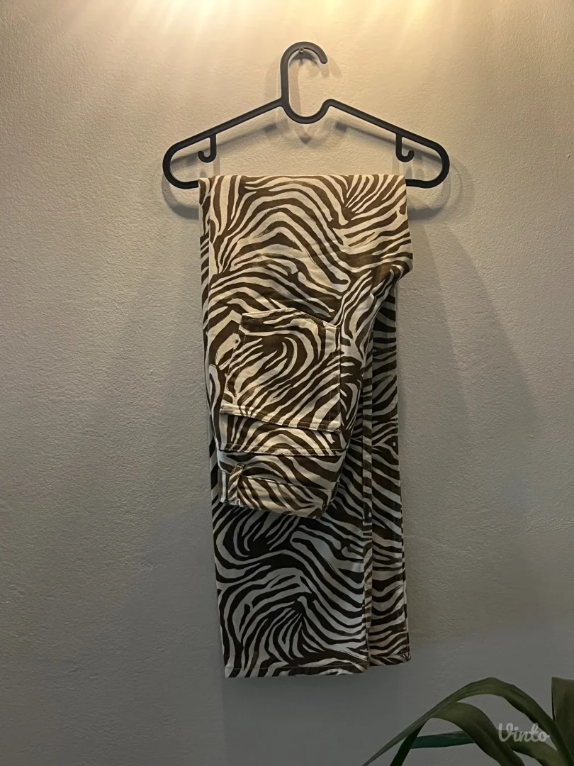 Pull and bear farmerice