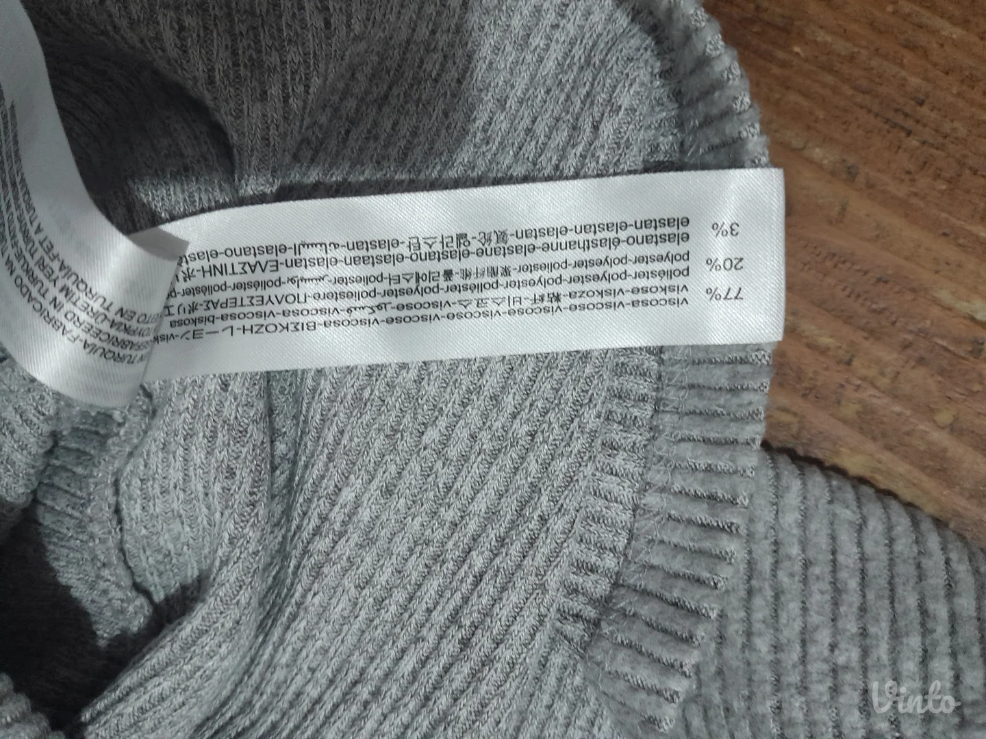 Bershka crop džemper