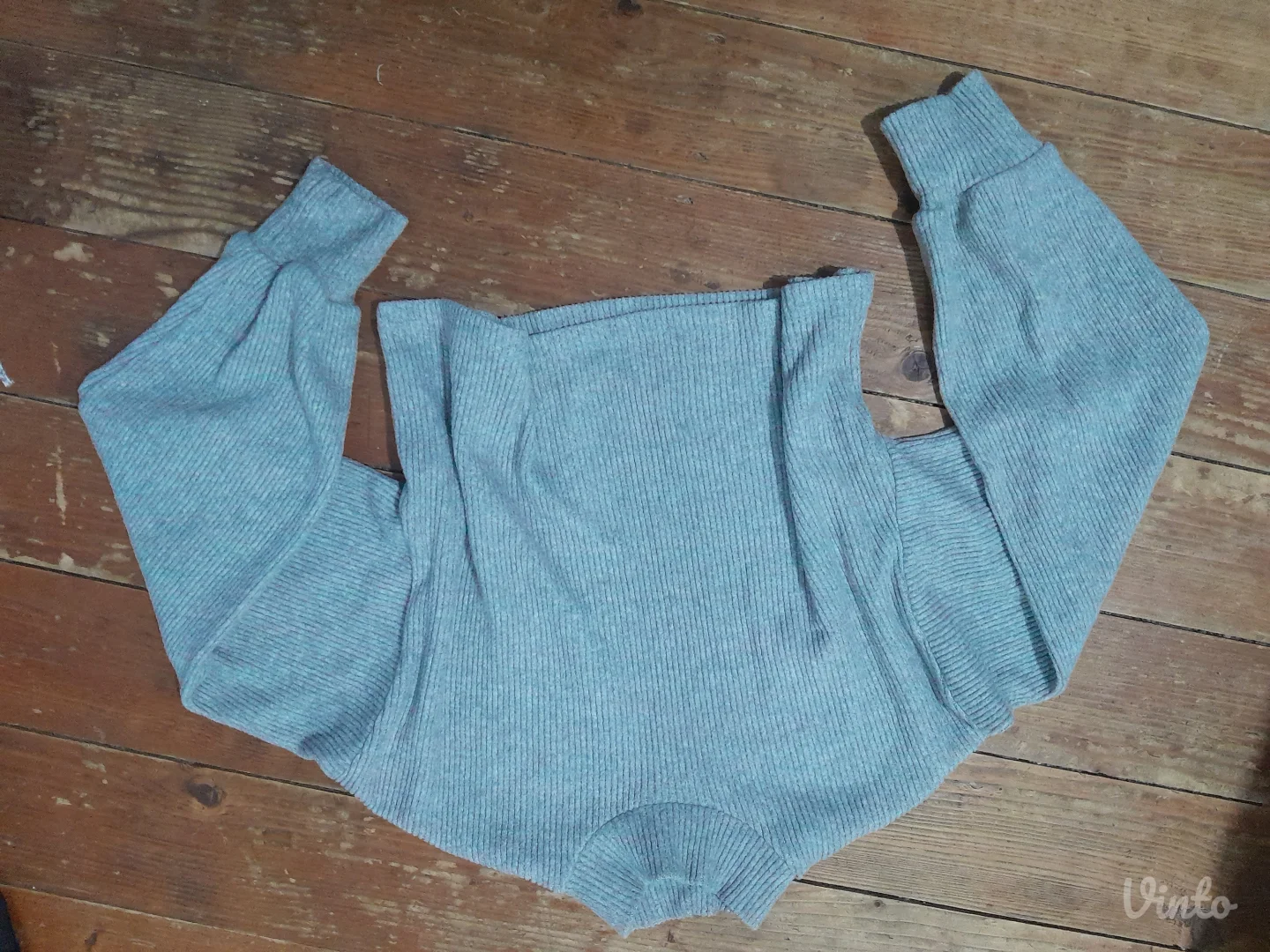 Bershka crop džemper