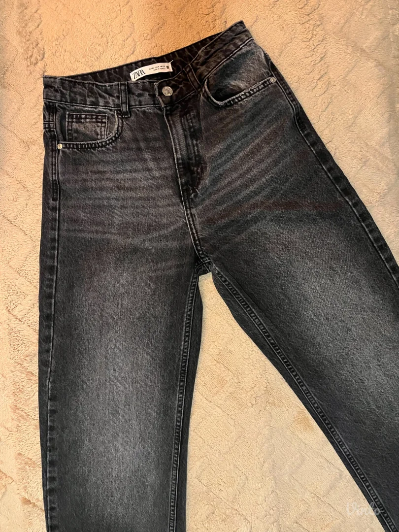 ZARA farmerke ravnog kroja S