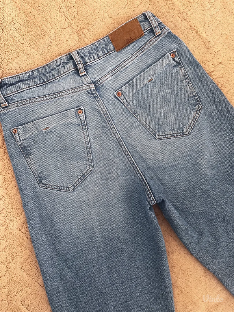 ZARA farmerice ravnih nogavica