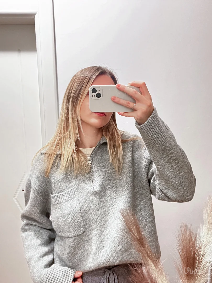 ARKET džemper 100% vuna