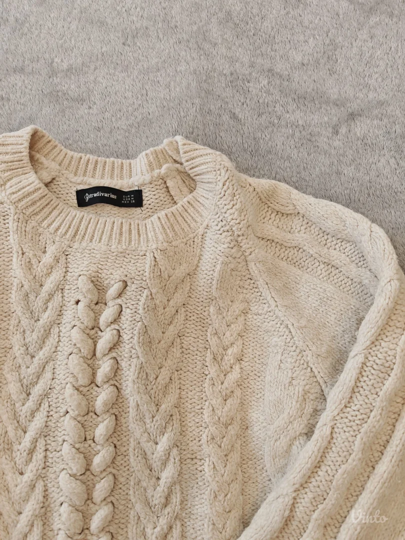 Stradivarius pleteni džemper
