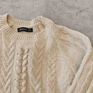 Stradivarius pleteni džemper