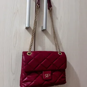 Parfois ciklama torbica