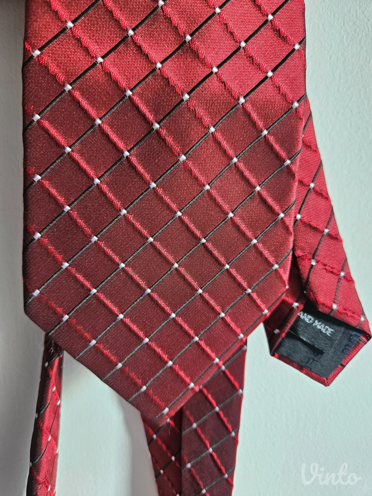 Bordo kravata