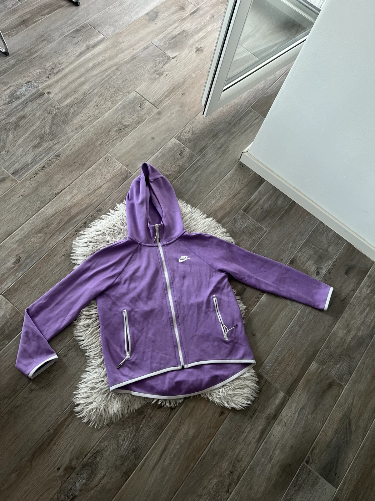 Nike duks
