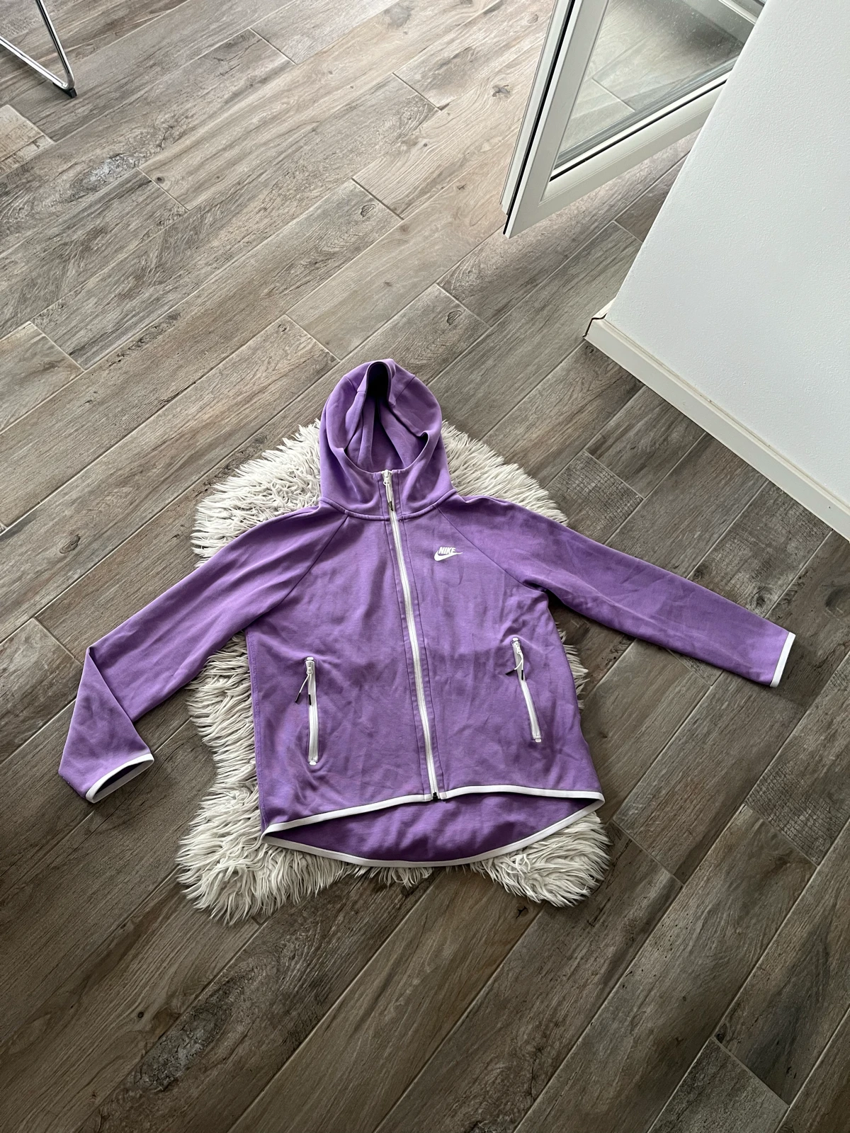 Nike duks