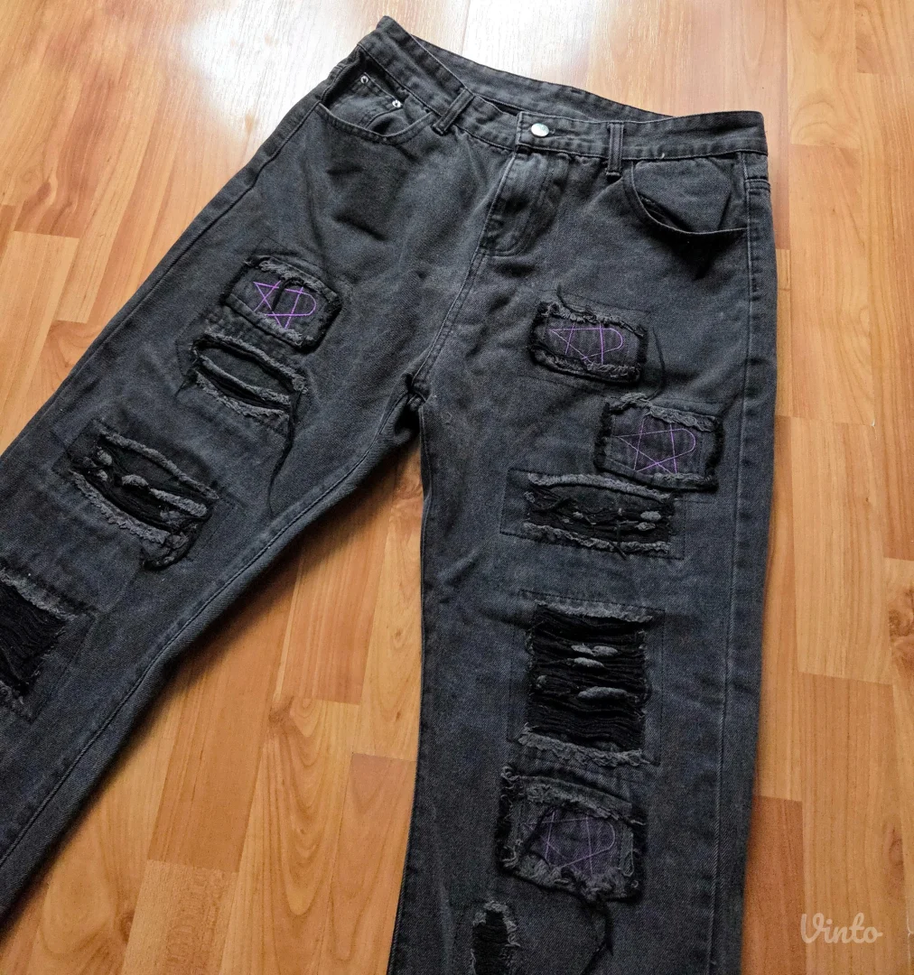 Alt distressed farmerke sa patchevima