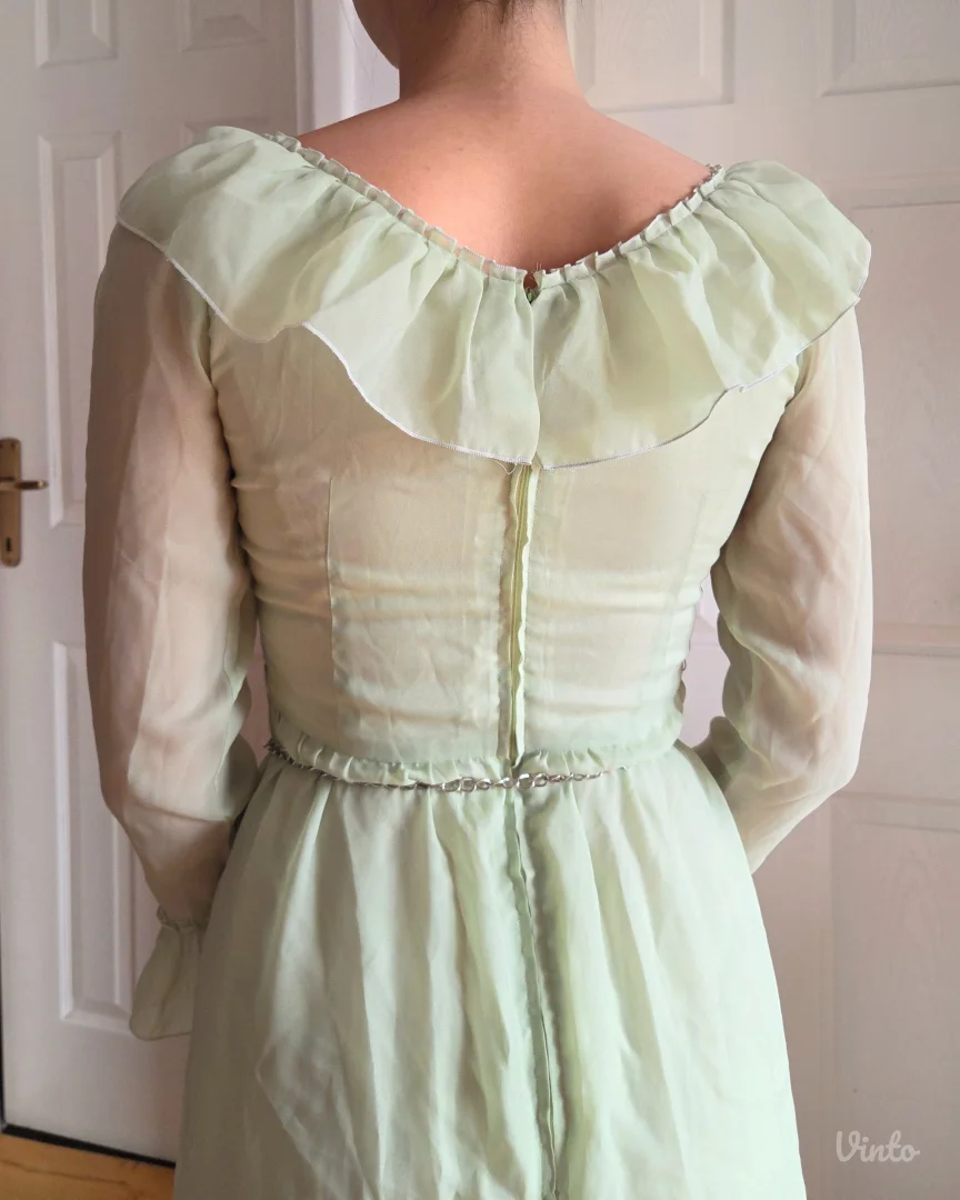 Nežno zelena vilinska haljina