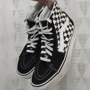 Vans checkerboard old skool platform